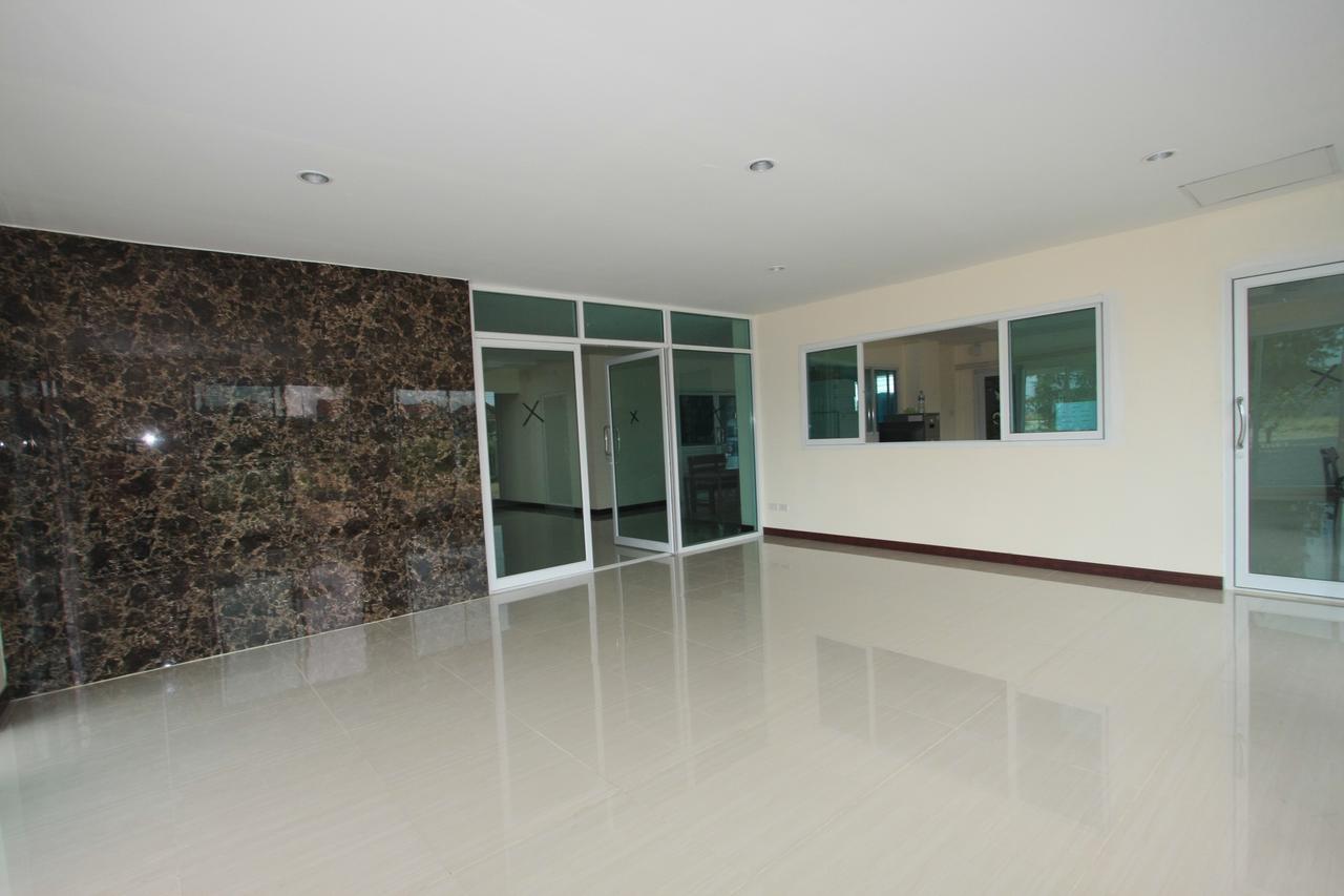 Chantorn Residence Si Racha Dış mekan fotoğraf